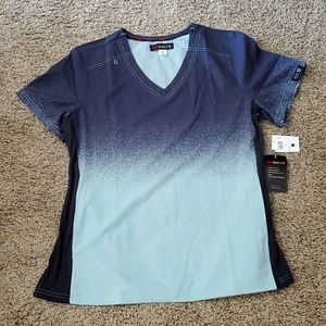 koi Basics Sage Heather Ombre Women's 2-Pocket STRETCH V-Neck Print Scrub Top